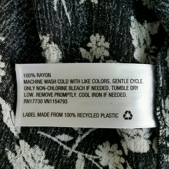 Black & White Floral Spring/Summer Dress - Picture 5 of 5